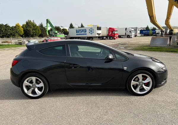 Opel Astra cena 26950 przebieg: 188000, rok produkcji 2012 z Konin małe 326